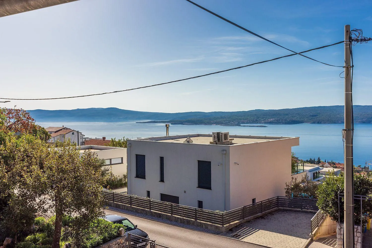 Helles Apartment Mit Meerblick, Espressomaschine, Grillbereich, Waschmaschine Crikvenica