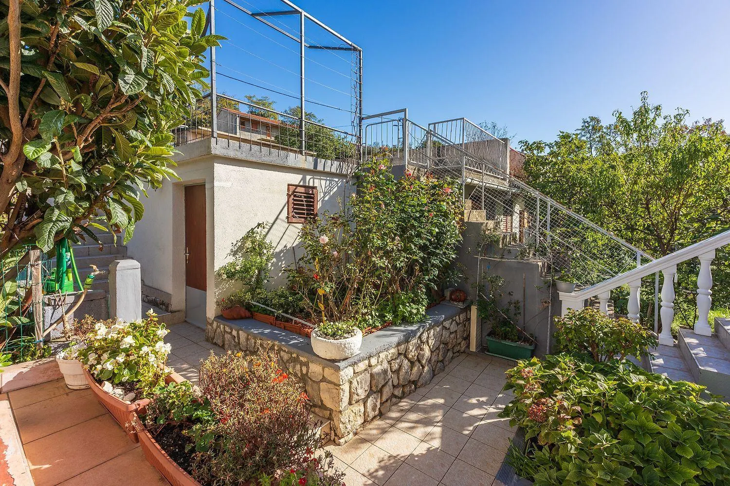 Helles Apartment Mit Meerblick, Espressomaschine, Grillbereich, Waschmaschine Crikvenica